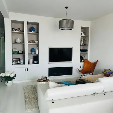 Designer 10min Walk Balluta