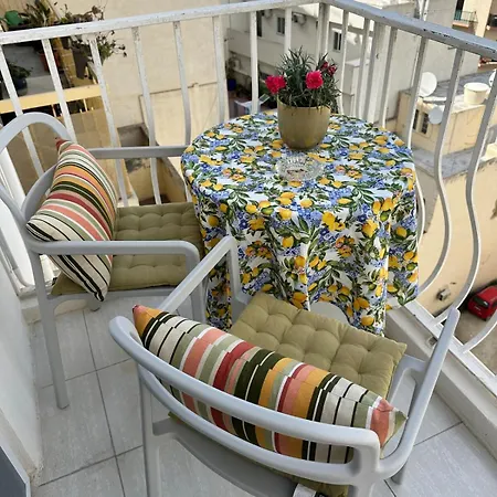 Apartman Designer 10min Walk Balluta San Ġiljan